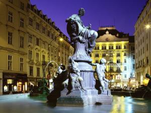 Donner Fountain (Donner-Brunnen) - Vienna - Austria