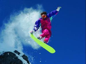 Salto snowboard